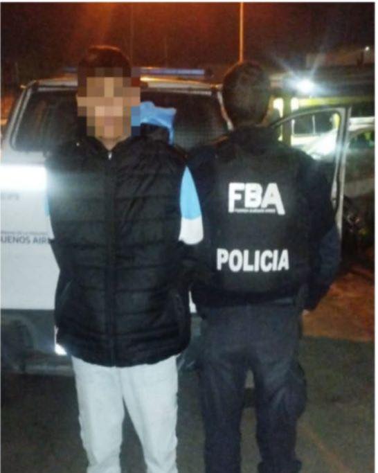 Un joven fue identificado  y aprehendido por contar  con dos pedidos de captura