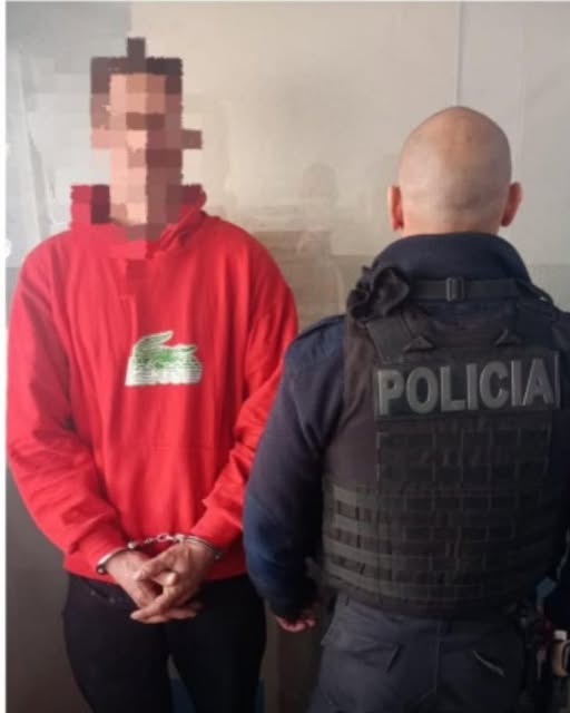 Intentó retener a su expareja  en su domicilio y fue detenido 