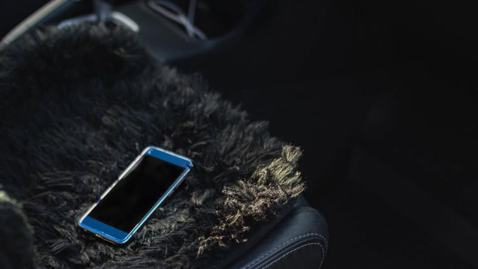 Pidió un cigarrillo y  luego robó dos celulares:  la insólita modalidad 