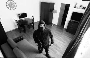 Millonario robo en una casa  de calle Trincavelli: se llevaron  dinero, joyas y electrodomésticos