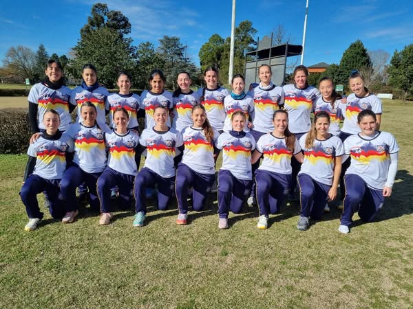 Fuerte presencia pergaminense  en el Campeonato de Selecciones  Mayores de Hockey en Neuquén