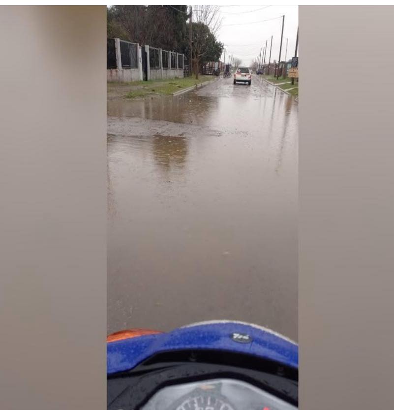 Barrios anegados e intransitables tras el temporal