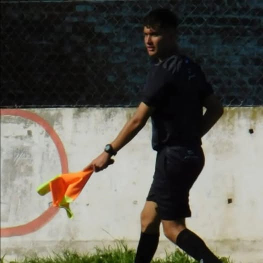 Los árbitros de fútbol  de Pergamino repudian  la agresión a un colega