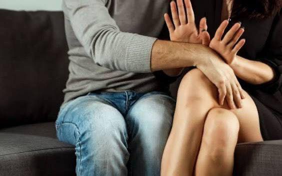 Una mujer denunció que su  sobrino menor de edad  intentó abusarla sexualmente