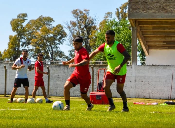Douglas recibirá este sábado  a Argentino de Monte  Maíz por el Torneo Federal A