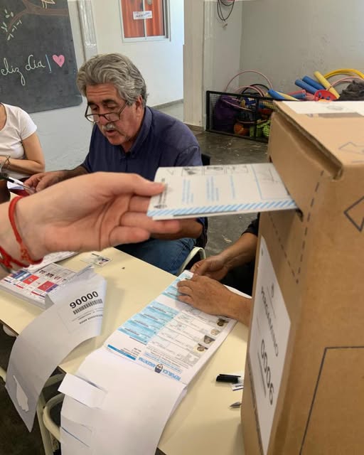 A casi una hora del  cierre, votó el 60% del  padrón en Pergamino