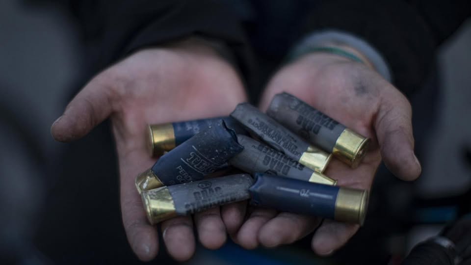 La Policía debió utilizar cartuchería  anti-tumulto por disturbios de la  hinchada de Juventud en Racing