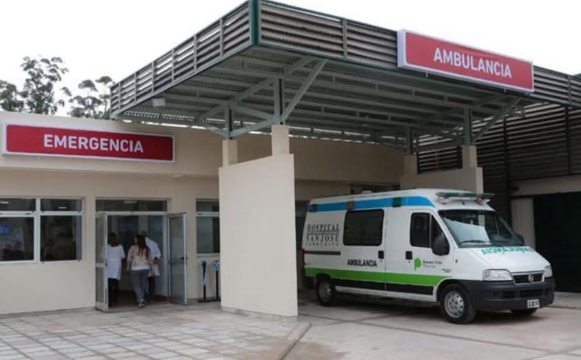 Un hijo apuñalo a su padre que se salvó de milagro