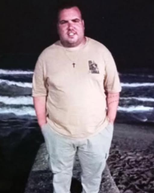 Buscan a un joven que desapareció de su casa