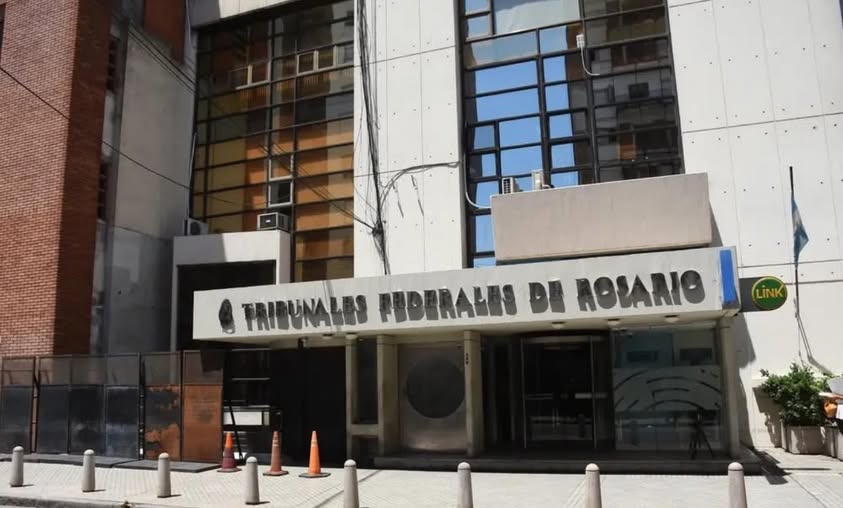 Las fumigaciones al banquillo: comienza el juicio oral por la causa Sabrina Ortiz