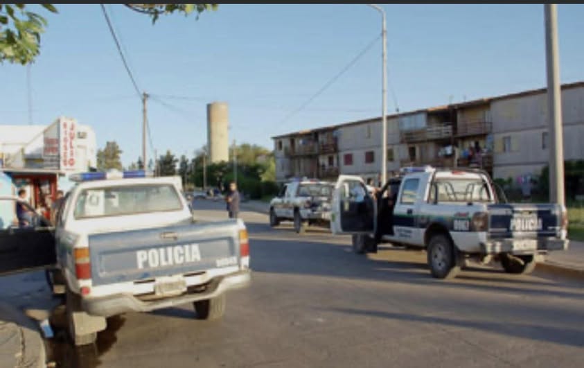 Balas en la noche de las 512: Tres heridos y un barrio que exige respuestas
