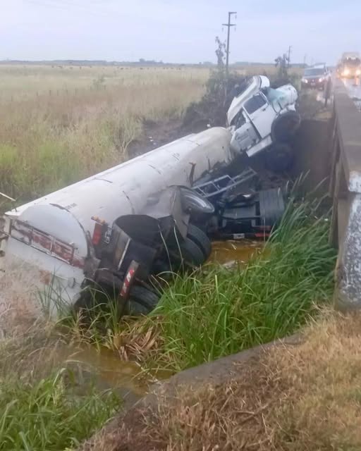Tragedia en la ruta 32: un  camión se despistó y el chofer  murió tras caer al arroyo