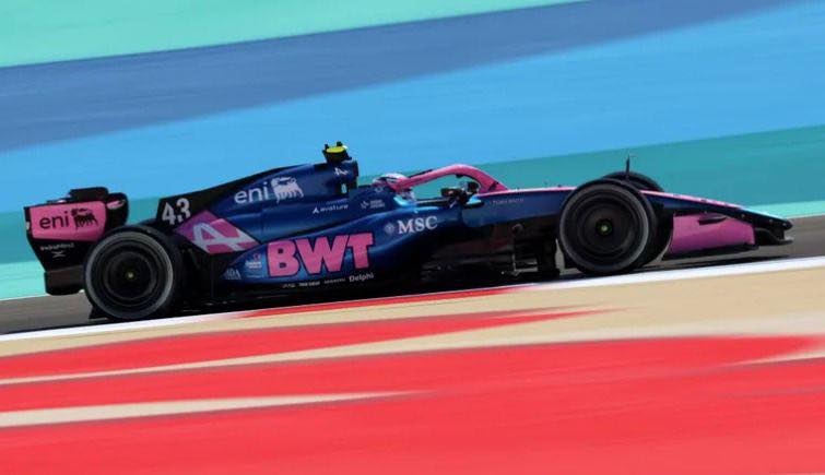 Colapinto provocó la primera  bandera roja, pero luego regresó  a la pista en los test de Baréin