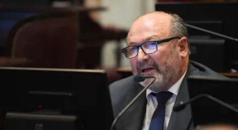 La UCR votó a favor de la derogación  del Estatuto del Periodista tras haber  rechazado públicamente ese punto