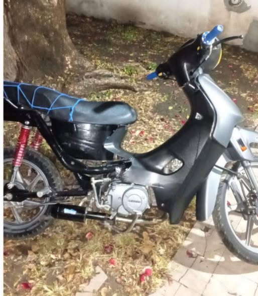 Aprehendieron a un menor que circulaba en una moto con pedido de secuestro