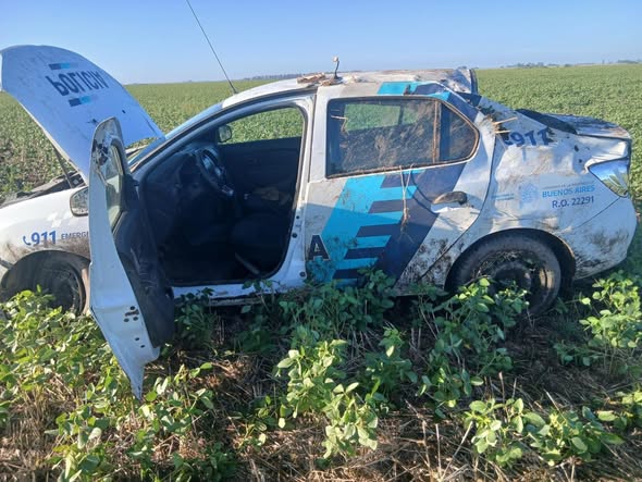 Volcó un móvil policial en la ruta camino a El Socorro