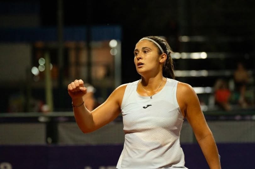 Riera no para: aplastó  a Okalova y se metió  en cuartos en México