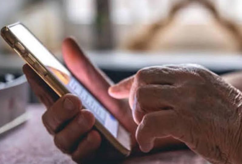 Engaño telefónico: le vaciaron la cuenta a una jubilada y le robaron $1.700.000