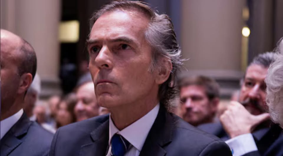 El juez de Casación, Gustavo Hornos, firmó un fallo que equipara la actuación de los escribanos con el de los funcionarios públicos en materia penal