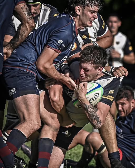 Rugby: Gimnasia sufrió ante Logaritmo y se volvió sin festejos de Rosario 
