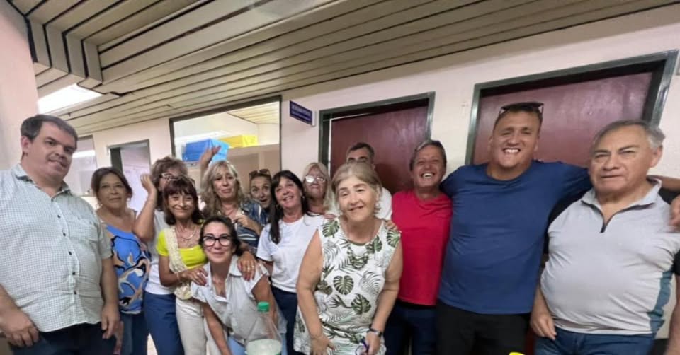 Emotiva despedida en el Consejo Escolar por la jubilación de Patricia Cascardo