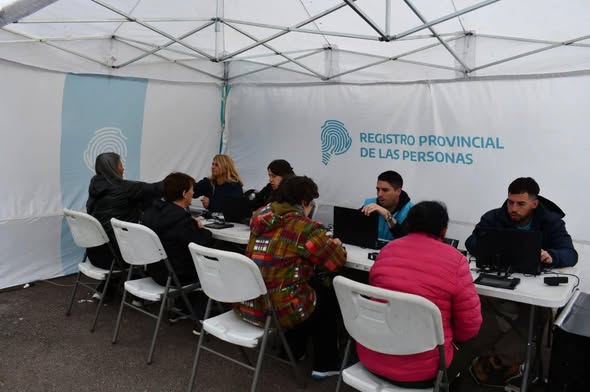 Continúa el Operativo DNI con trámites y controles de salud gratuitos