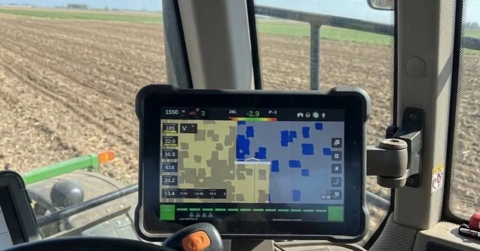 De Corral de Bustos al mundo: la startup cordobesa que ya ahorró 470.000 litros de agua (y 21.000 de agroquímicos) con drones e IA