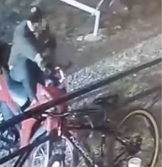 Investigan el robo de una motocicleta: la víctima sospecha de su ex pareja