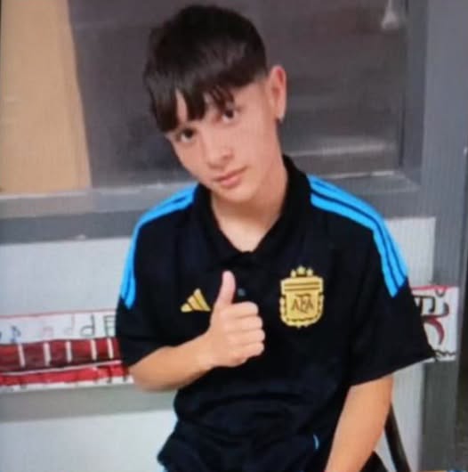 Buscan a un adolescente de 17 años que se ausentó de su hogar en Pergamino