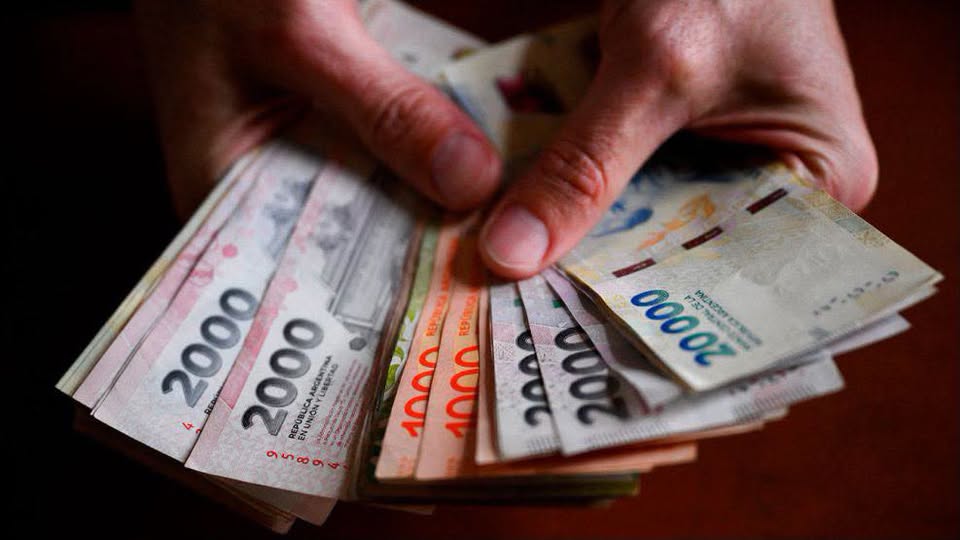 Los salarios crecieron por encima de la inflación en abril