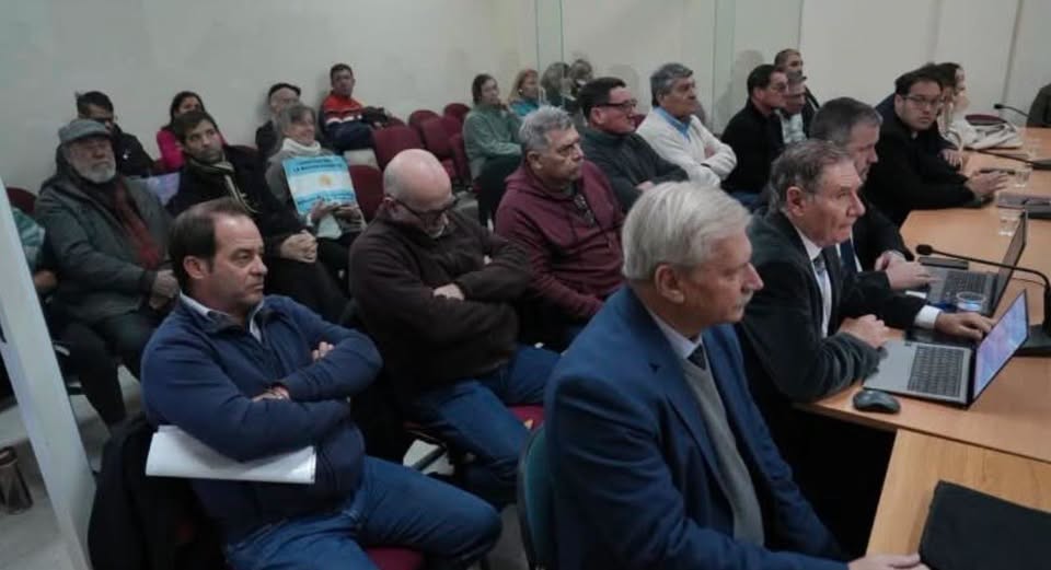 Juicio por contaminación: absolvieron a los productores, condenaron a exfuncionarios y apuntaron al Municipio