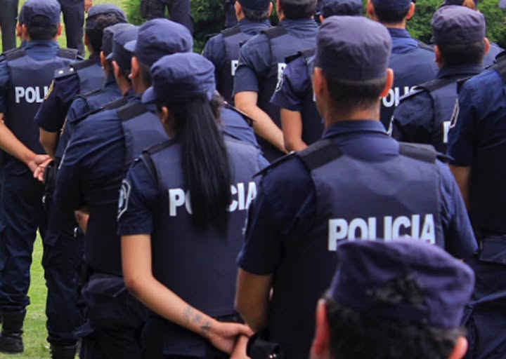 Conmoción en las 512 Viviendas:  investigan la muerte de un  efectivo de la Policía Bonaerense